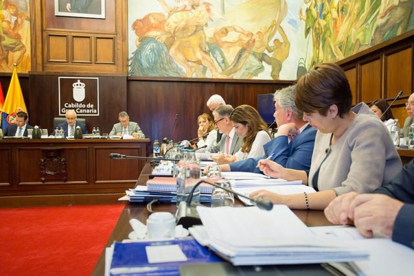 El pleno de Gran Canaria rechaza la discriminaci&oacute;n de 24 millones menos que Tenerife en el Presupuesto regional