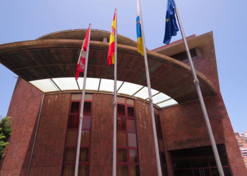 La Gomera: 950.000 euros a las ayudas al estudio y para una beca en el extranjero
