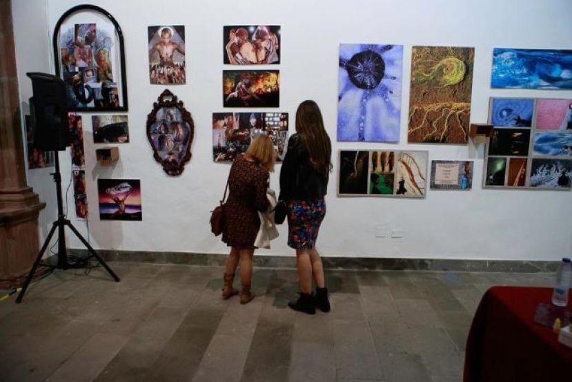 Gu&iacute;a: Visita guiada por las exposiciones &lsquo;14 IMAGINARIOS&rsquo; y &lsquo;Mujeres Venusianas&rsquo;