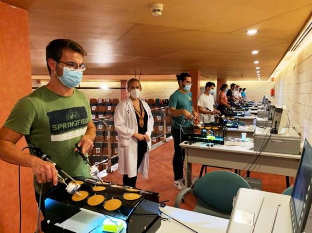 Jornada formativa sobre el aprendizaje integral en t&eacute;cnicas de laparoscopia