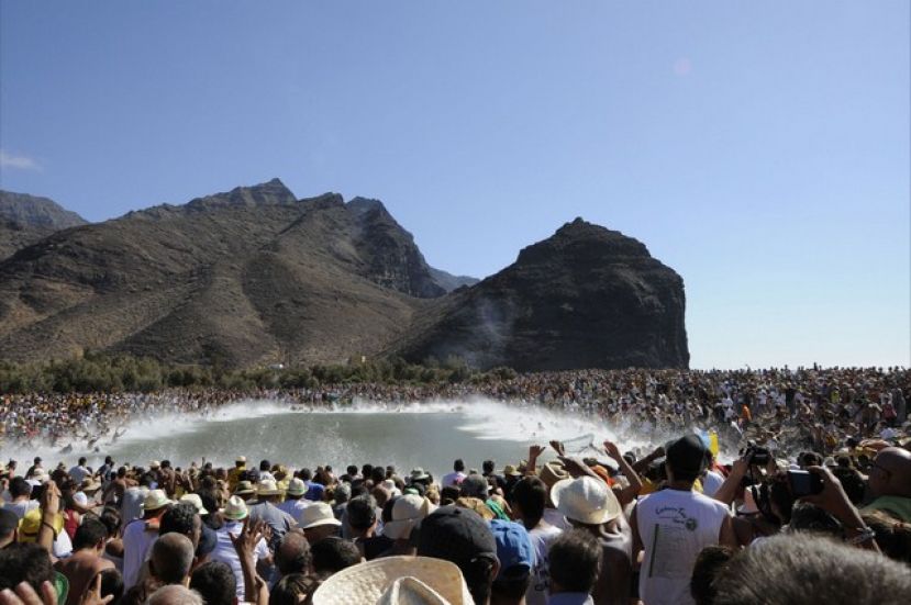 Primera de las cuatro visitas guiadas a los BIC de Caserones y El Charco, en La Aldea