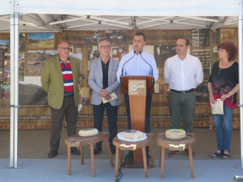 Guía: Se presentó la Fiesta del Queso en la Plaza de Montaña Alta