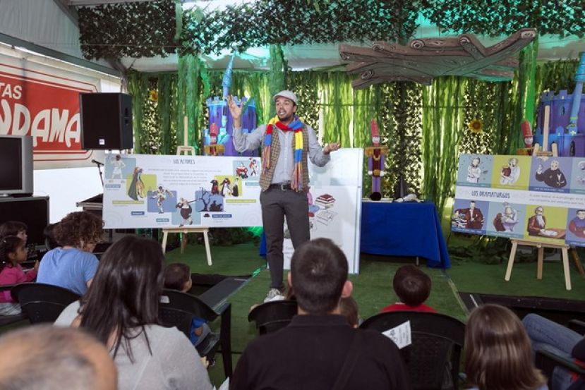 Últimos pases del taller “El teatro por dentro” en la Feria del Libro de Las Palmas