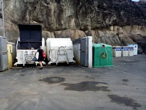 Mog&aacute;n: Acondicionamiento de habit&aacute;culos de basuras