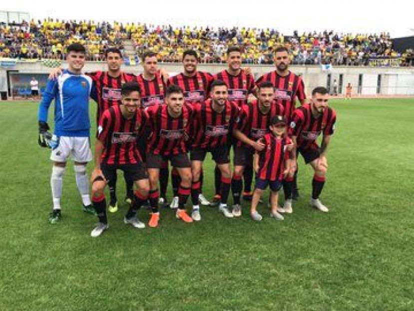 C&aacute;diz CF B 2 - Uni&oacute;n Viera 0: Adi&oacute;s al ascenso tras una temporada hist&oacute;rica