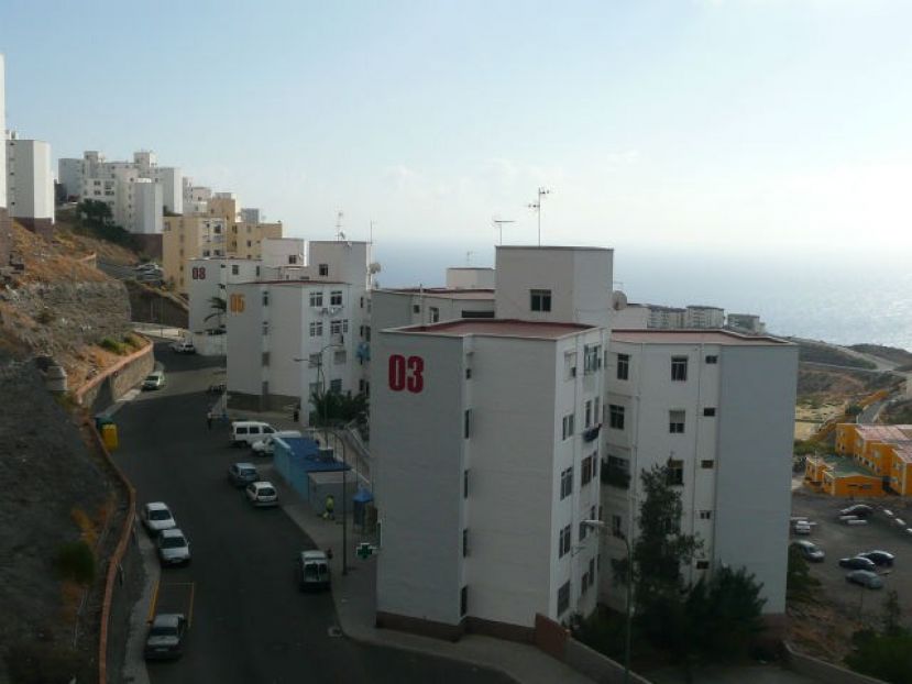 Sale a concurso la adjudicación de la reforma de 450 viviendas de El Lasso