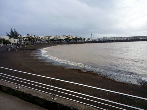 El temporal deja en Mog&aacute;n peque&ntilde;as inundaciones y corrimientos de tierra