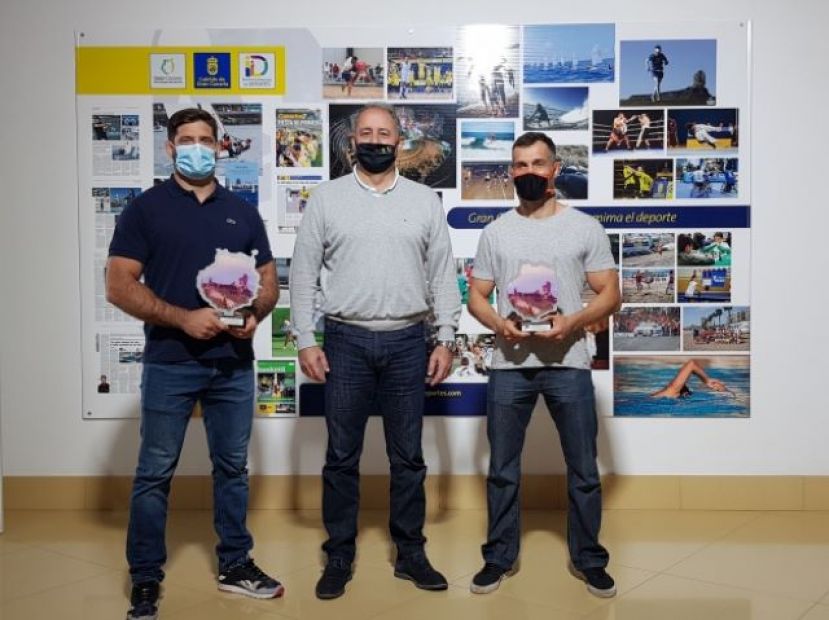 El consejero de Deportes del Cabildo de GC Francisco Castellano recibe a deportistas