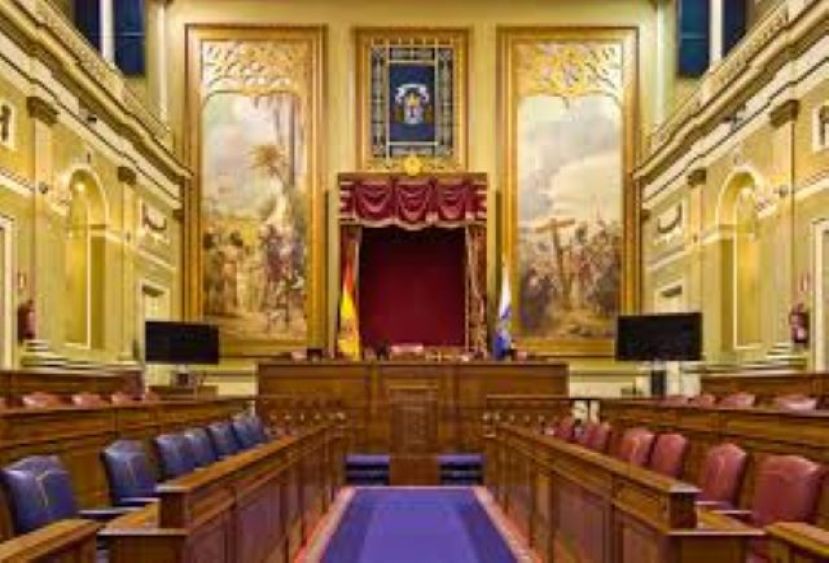 CONTIGO Canarias requiere al Gobierno a que convoque una mesa de educación