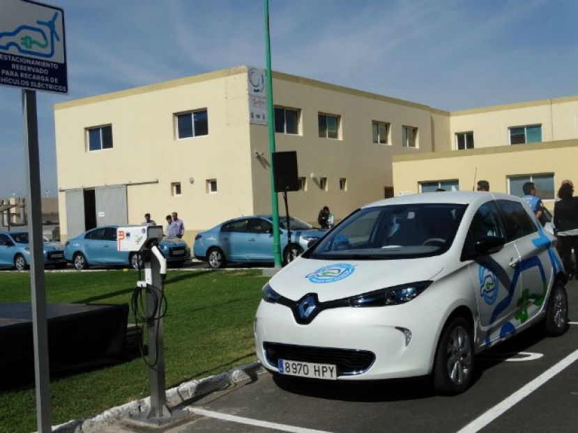 La Mancomunidad del Sureste instala cuatro puntos de recarga de solar y e&oacute;lica