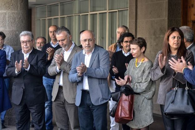 El Cabildo guarda un minuto de silencio como repulsa al atentado de Berl&iacute;n