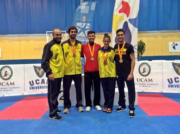 Taekwondo: Los canarios ‘asaltan’ el podio del Nacional Universitario