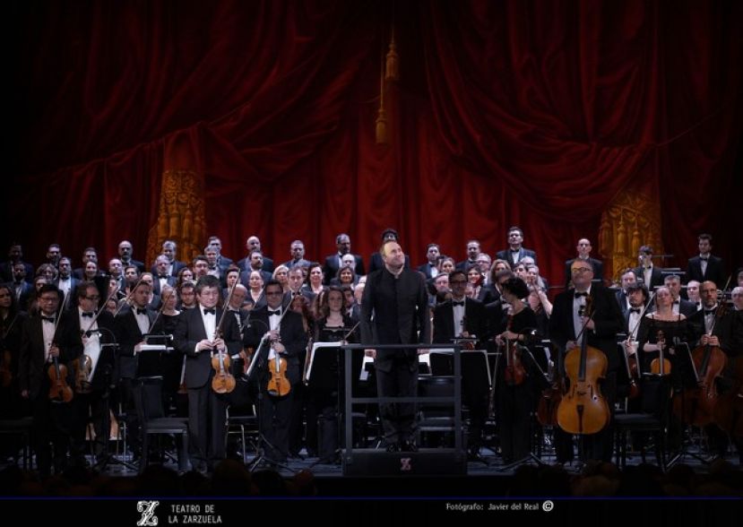 Karel Mark Chichon defiende la m&uacute;sica espa&ntilde;ola y cosecha grandes &eacute;xitos en M&uacute;nich y Madrid