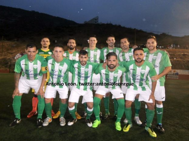 El Pedro Hidalgo recibe al Costa Ayala con el ascenso a Preferente en juego