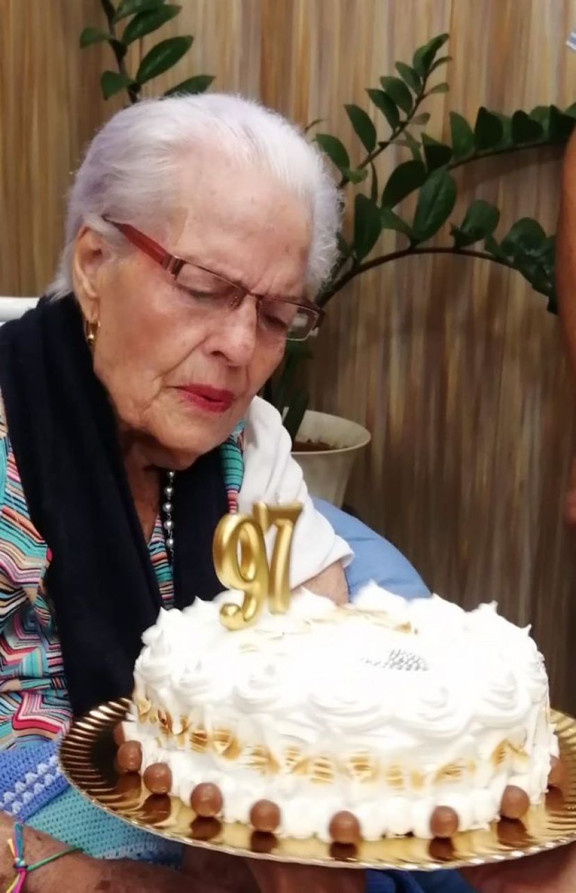 Hoy. sepelio y funeral de Chona Tacoronte Saavedra, en San Isidro de G&aacute;ldar