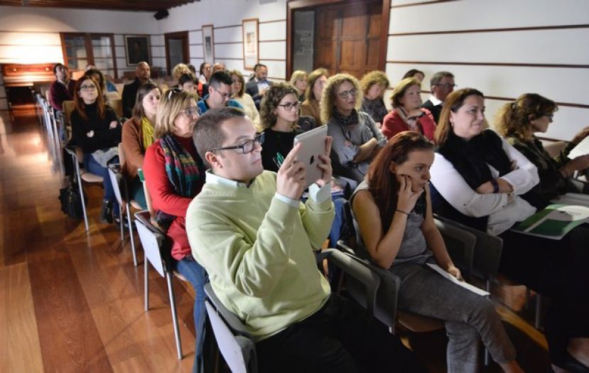 El Cabildo subvenciona el servicio de lectura fácil de Plena Inclusión Canarias