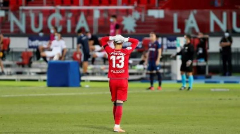 Aitor: &quot;La homosexualidad y el psicológo son tabú en el fútbol&quot;