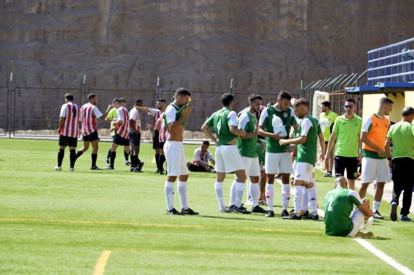 Regional Preferente: El Uni&oacute;n Marina no rentabiliza tres ventajas ante el Teror (3-3)