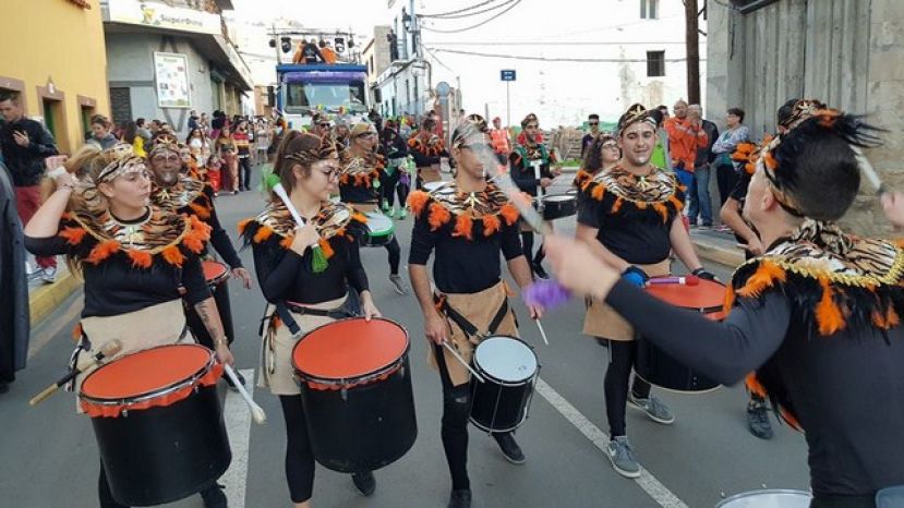 La Aldea: El Carnaval de "&Aacute;frica" toma la calle