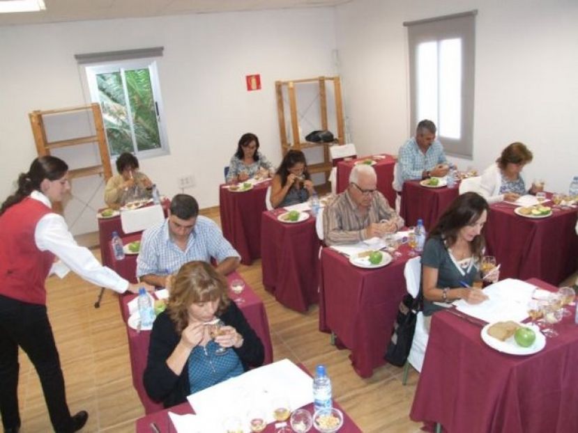 La miel de El Alcanal de Ag&uuml;imes se alza con el premio a la Mejor de Gran Canaria