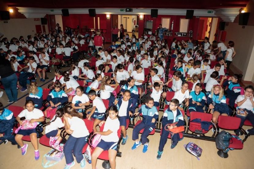 FIC G&aacute;ldar: 300 ni&ntilde;os y Shakespeare, protagonistas de la segunda jornada