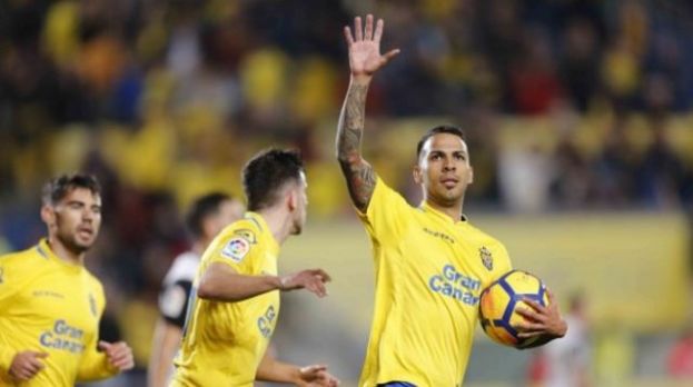 Jonathan Viera adelanta su vuelta a Las Palmas y firma por 4 temporadas