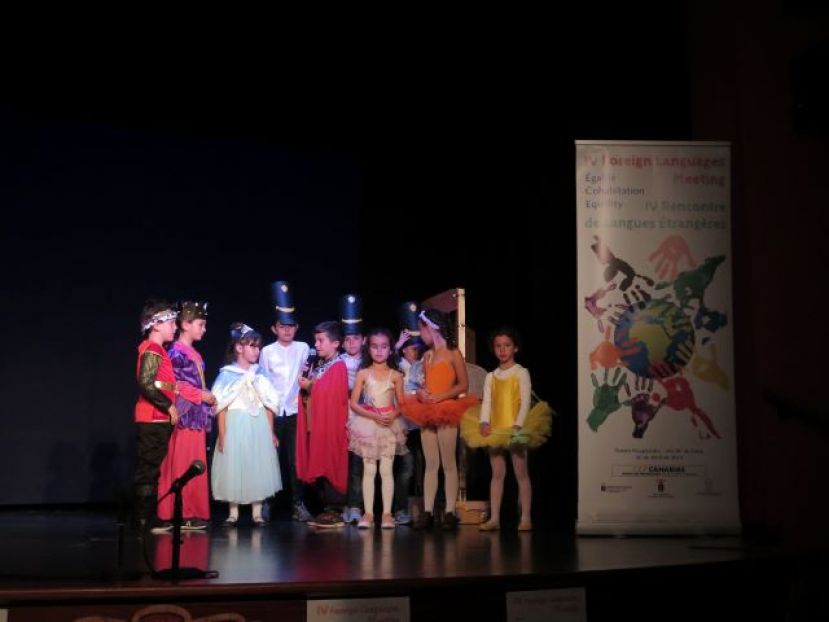 Gu&iacute;a: El Hesp&eacute;rides se llen&oacute; de canciones y piezas teatrales en ingl&eacute;s y franc&eacute;s