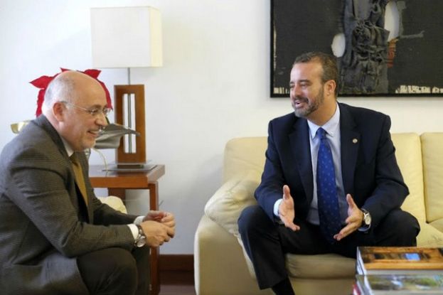 El Cabildo y la Universidad crearán el Centro de Formación Permanente