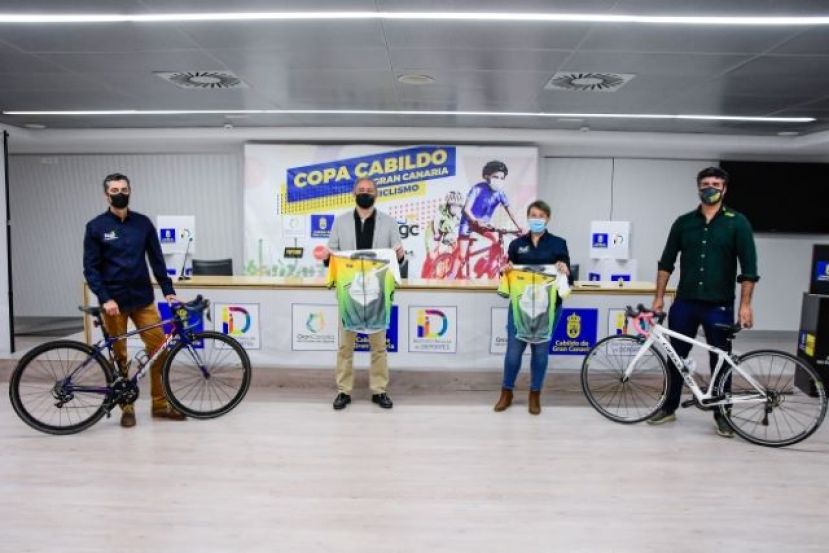 Francisco Castellano y la Federación Insular de Ciclismo presentan la primera edición de la Copa Cabildo de Gran Canaria
