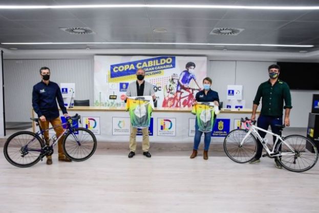 Francisco Castellano y la Federaci&oacute;n Insular de Ciclismo presentan la primera edici&oacute;n de la Copa Cabildo de Gran Canaria