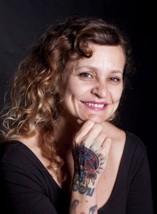 LA ARTISTA Y DOCENTE MARTA DELGADO IMPARTE UNA CHARLA SOBRE FOTOGRAF&Iacute;A EN EL CAAM