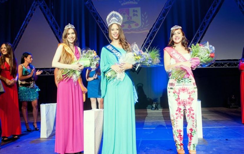 Moya: Estefanía Rivero proclamada Reina de las Fiestas de San Antonio de Padua