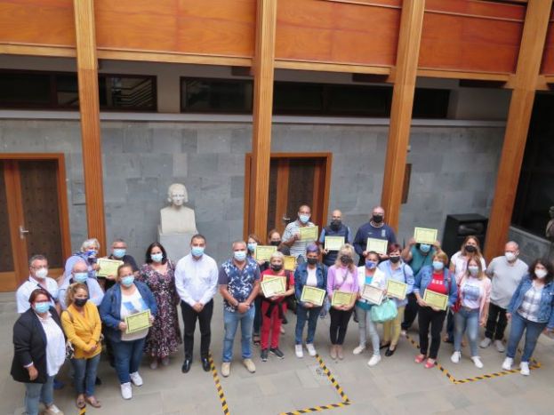 Gu&iacute;a: Los integrantes del proyecto &lsquo;Reactiva-T&rsquo; reciben sus diplomas