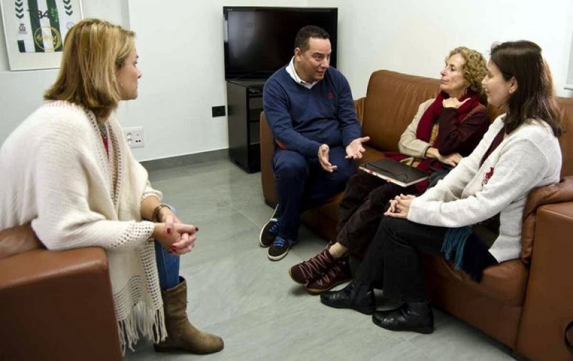 Moya: Ayuntamiento y Cabildo aunar&aacute;n esfuerzos contra la violencia de g&eacute;nero