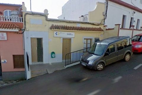 Gu&iacute;a: Se pide una soluci&oacute;n para los problemas del centro perif&eacute;rico de Monta&ntilde;a Alta