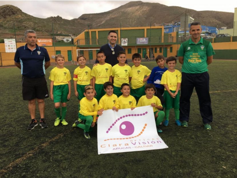 G&aacute;ldar: &Oacute;pticas ClaraVisi&oacute;n apuesta por la base del C.D. Roque Amagro