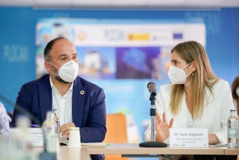 Hoja de ruta para el desarrollo de energ&iacute;as del mar entre Gobierno de Canarias y Estado