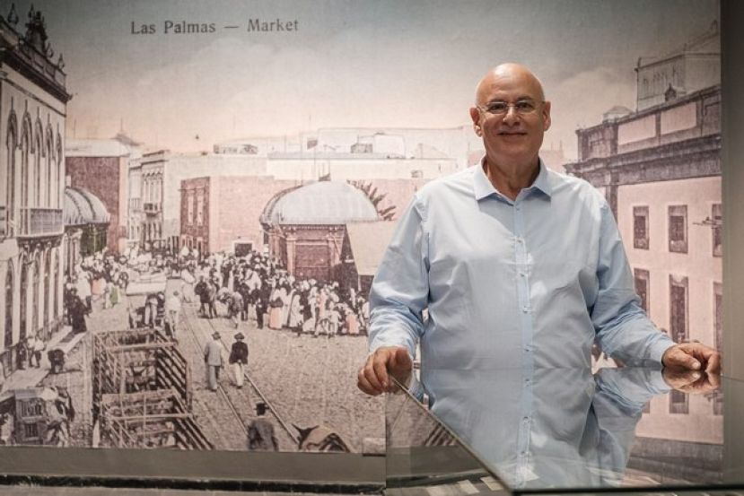 El cart&oacute;filo Vicente Rodr&iacute;guez ilumina el recorrido entre postales centenarias por la muestra 'Imagen etnogr&aacute;fica de Gran Canaria'