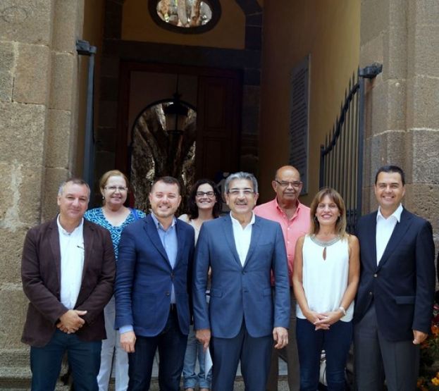 Gáldar expuso a los parlamentarios de NC los problemas del municipio