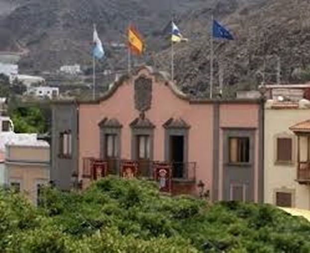 Guía: El Ayuntamiento concedió más de 1.500 ayudas sociales durante el año 2014