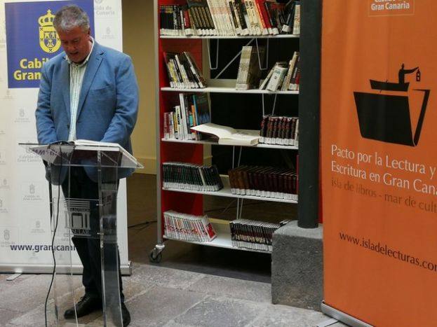 La Biblioteca Insular del Cabildo se suma a la fiesta de la lectura continuada del Quijote por todo el mundo