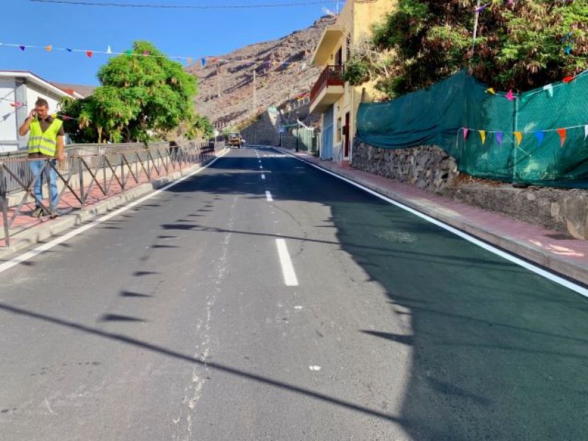 La Gomera: Concluye las obras de accesibilidad de la Calle Santiago Apóstol