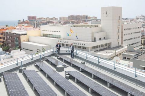 El Cabildo ampl&iacute;a el cr&eacute;dito para subvencionar la &ldquo;revoluci&oacute;n de las azoteas&rdquo;