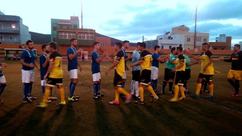 1&ordf; Regional: El San Isidro comienza la Liga remontando en la 2&ordf; parte (4-3)