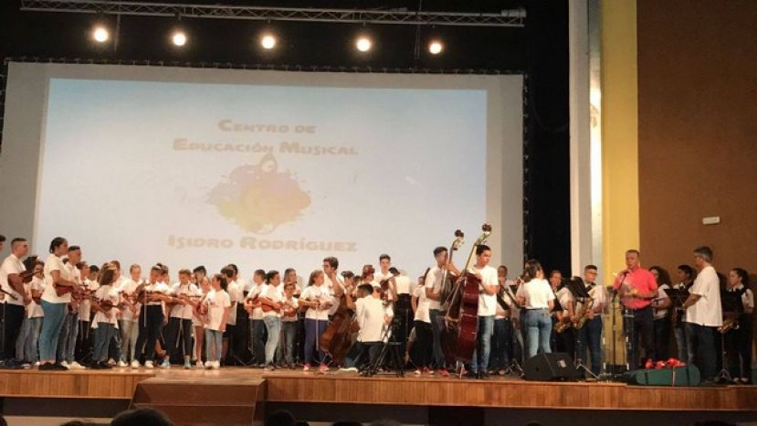La Aldea: Concierto de Las Bandas de Barrios Orquestados y Pasi&oacute;n de La Aldea