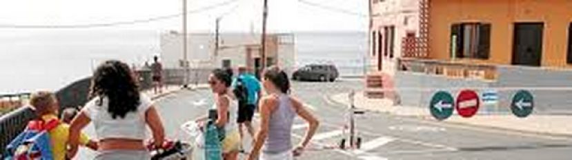 PP de G&aacute;ldar: Teodoro Sosa da la espalda a los negocios de la Playa de Sardina