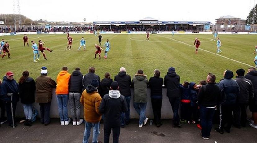 Inglaterra estudia experimentar la vuelta del p&uacute;blico en las finales de Copa