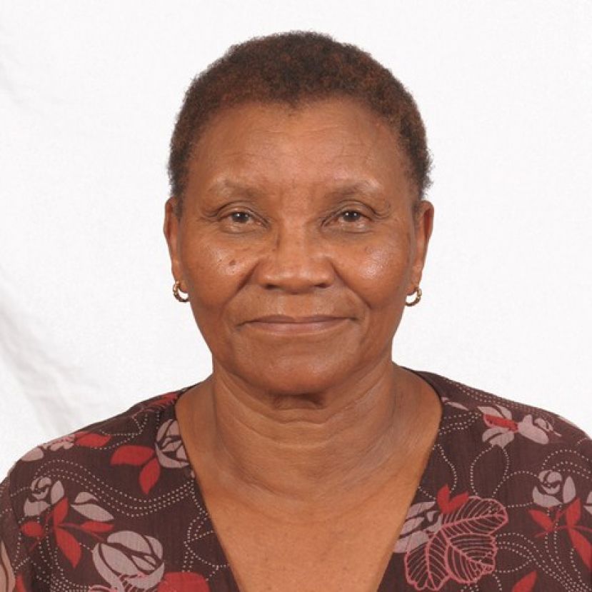 Conferencia sobre la figura de la Premio Nobel de la Paz, Wangari Maatha