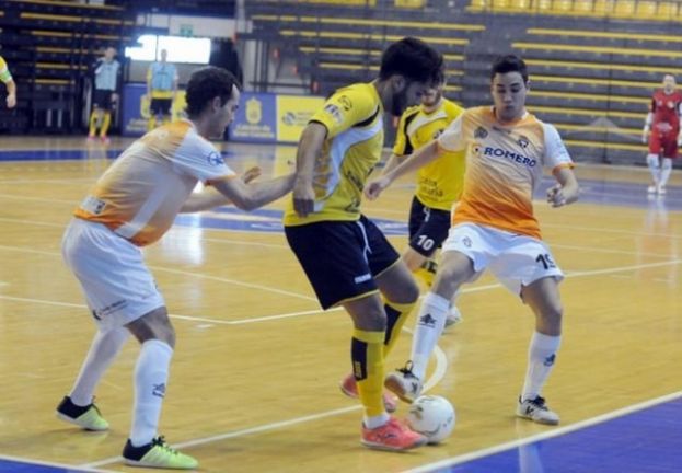 El Gran Canaria FS, v&iacute;ctima de sus errores, cae con el Cartagena (2-3)