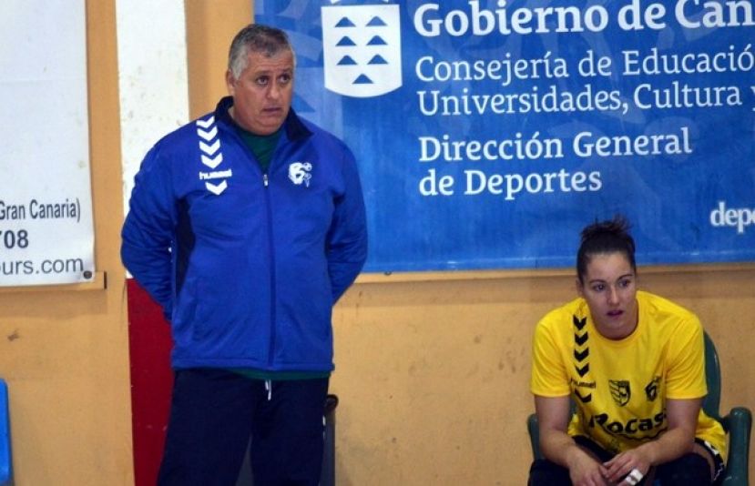 Balonmano: Paco Santana: «Copa EHF y Copa de la Reina son prioritarios»